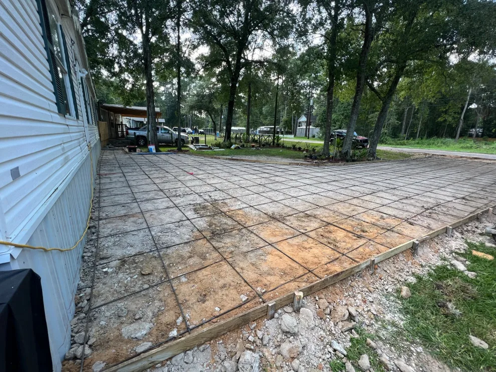Parking Trailer by Flores Concrete - Photo 15
