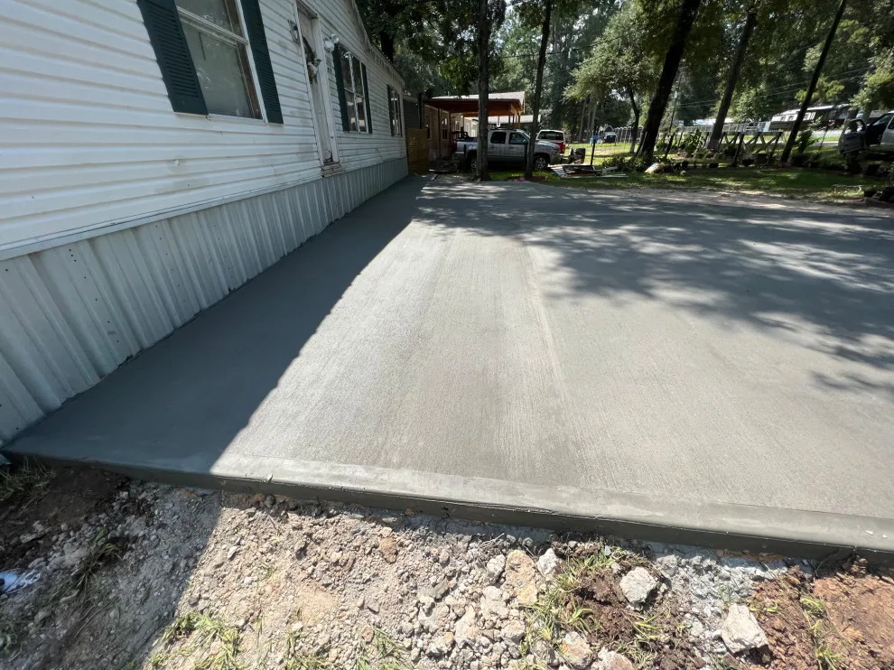 Parking Trailer by Flores Concrete - Photo 4