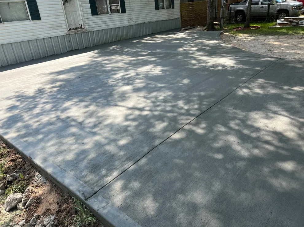 Parking Trailer by Flores Concrete - Photo 17