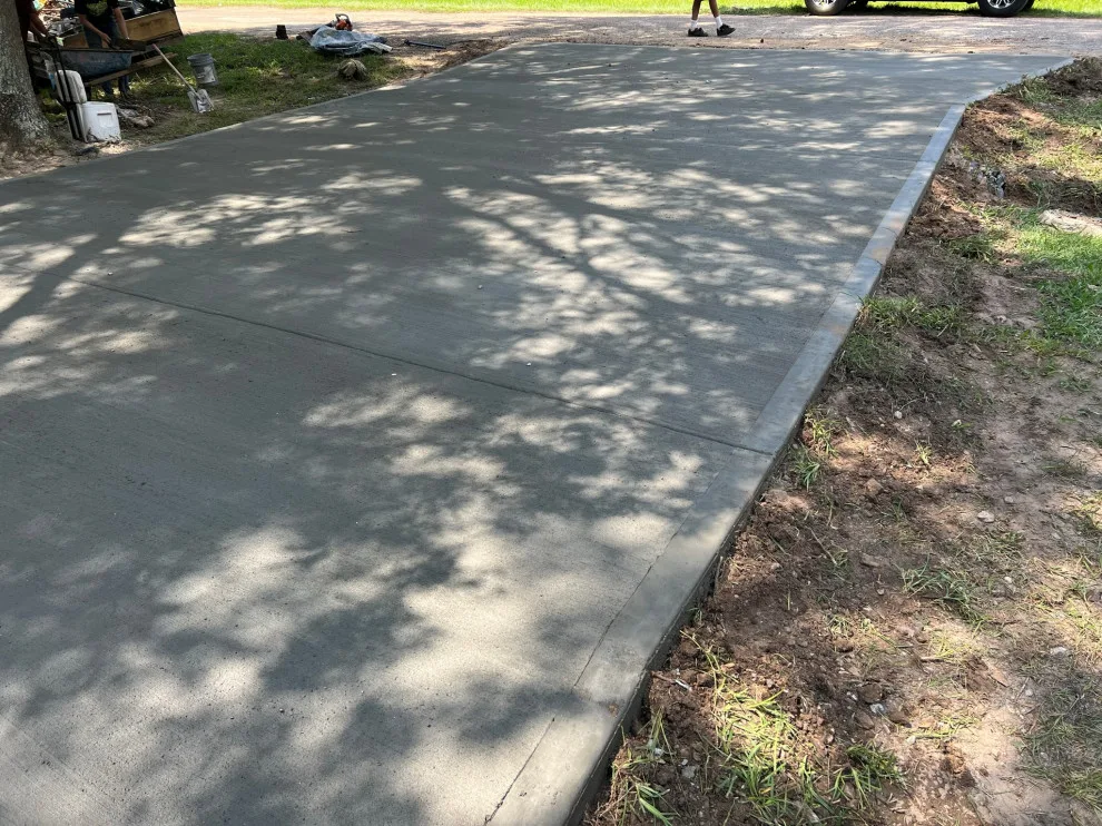 Parking Trailer by Flores Concrete - Photo 12