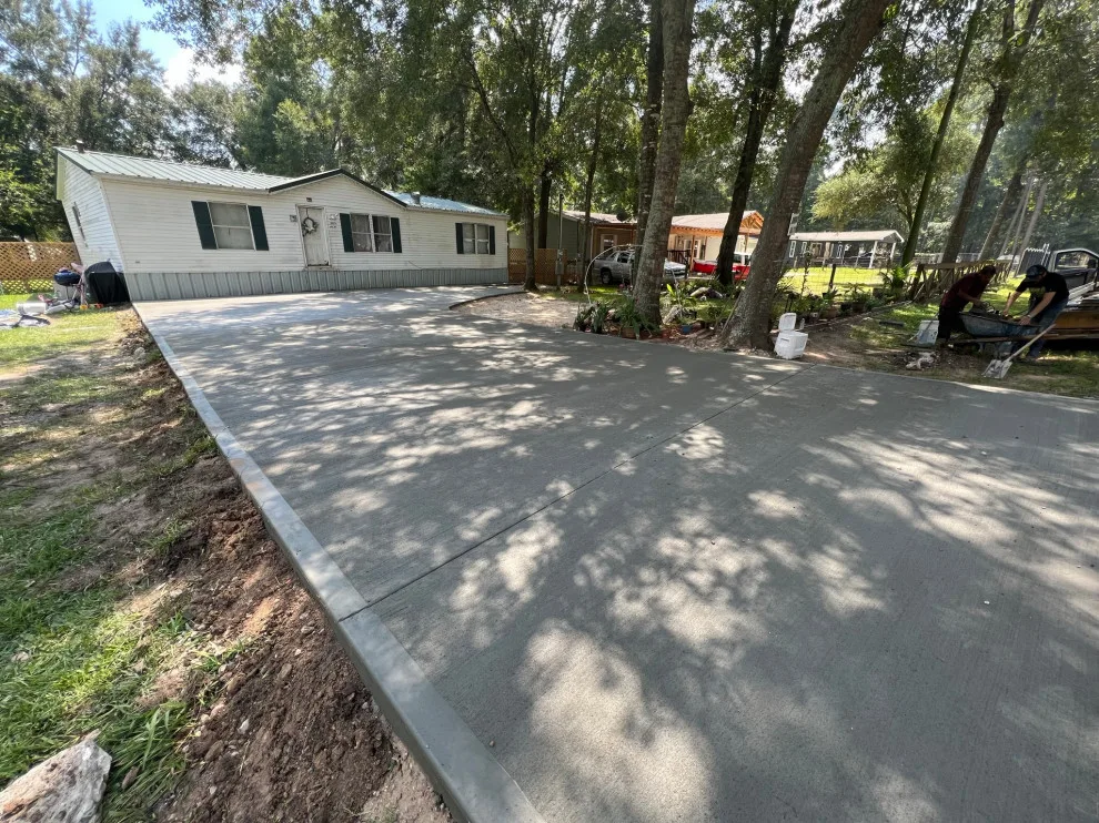 Parking Trailer by Flores Concrete - Photo 18