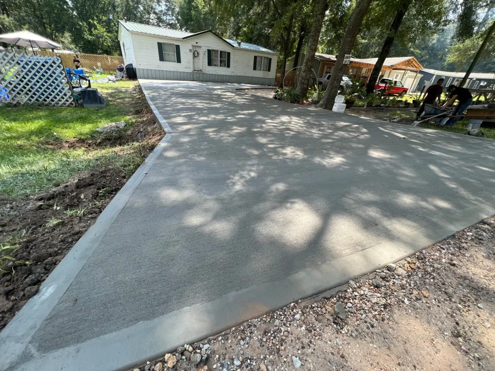 Parking Trailer by Flores Concrete - Photo 19