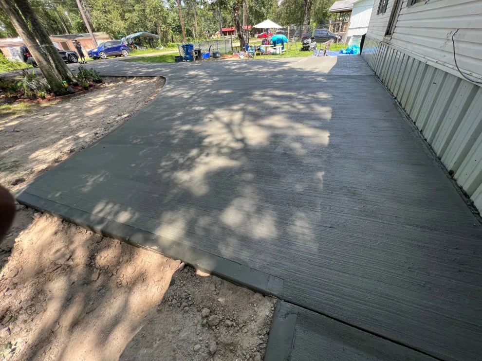 Parking Trailer by Flores Concrete - Photo 7