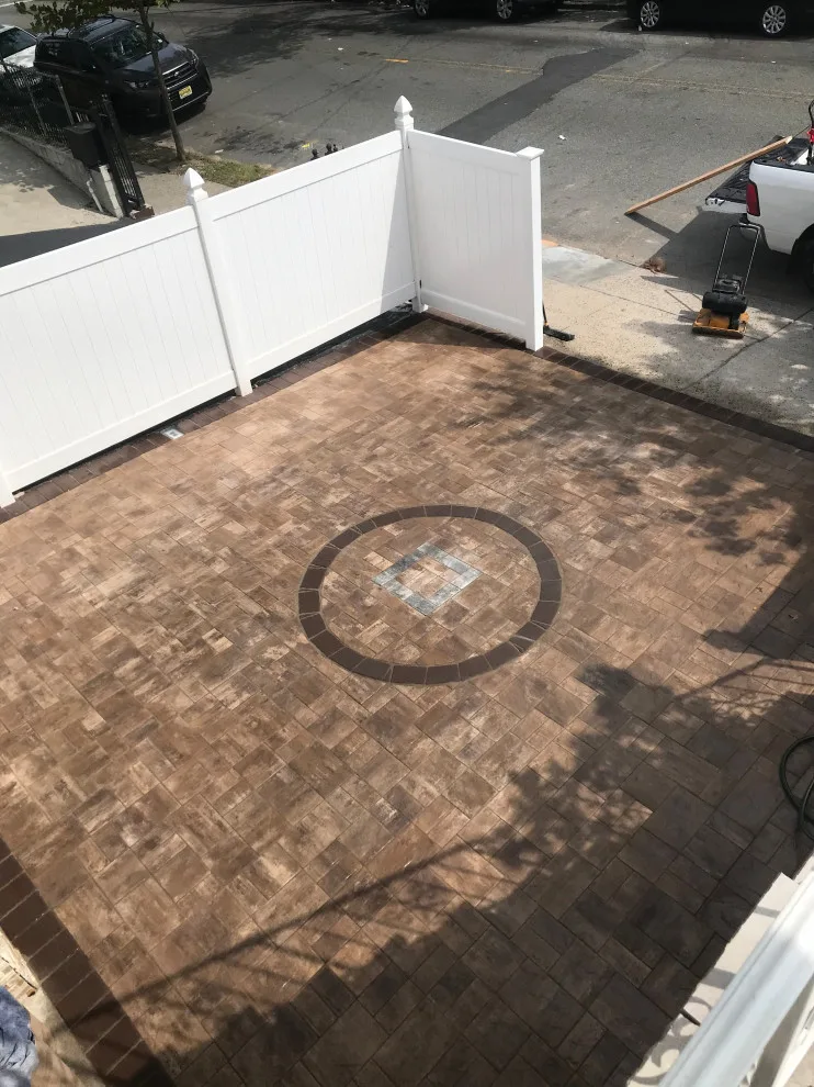 Entrances by Five Star Contractors - Photo 8