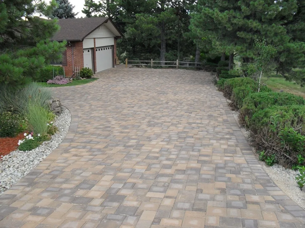 Boise Driveway Showcase by Mountain Hardscape Systems - Photo 9