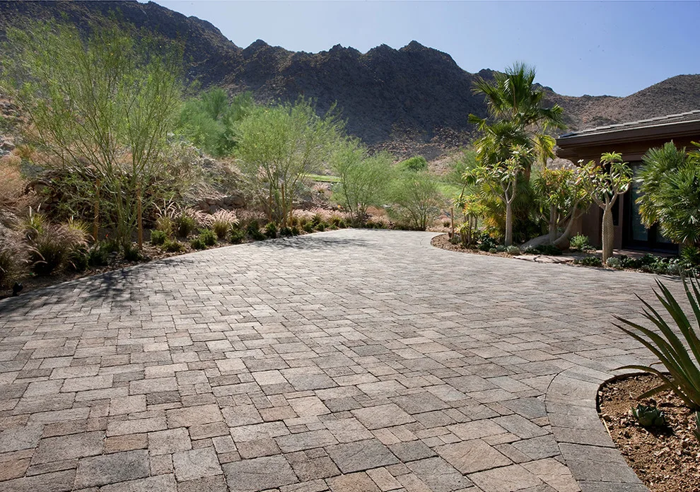 Entrances by Coyote Pavers & Stone - Photo 19