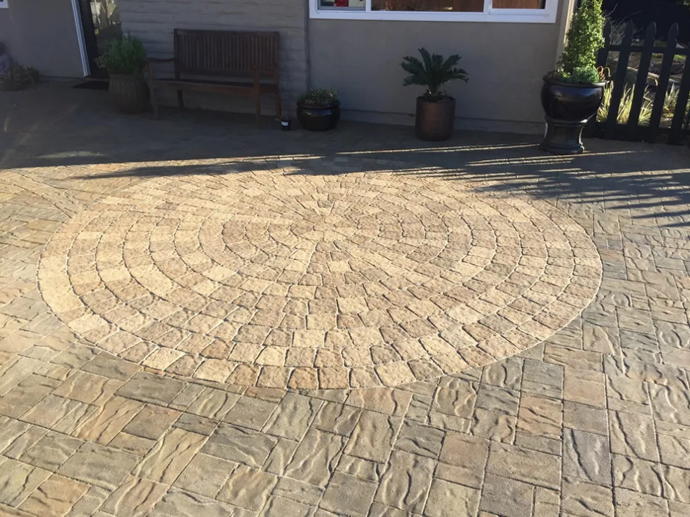 Entrances by Coyote Pavers & Stone - Photo 14