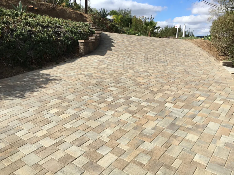 Entrances by Coyote Pavers & Stone - Photo 13