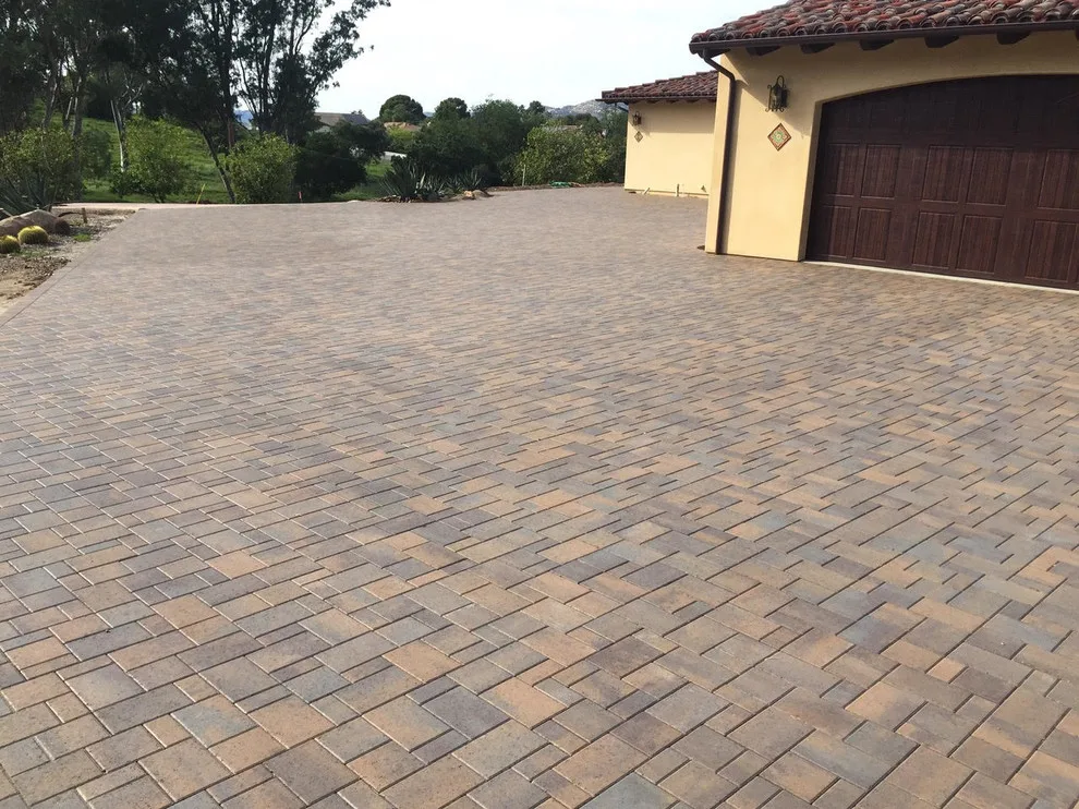 Entrances by Coyote Pavers & Stone - Photo 6