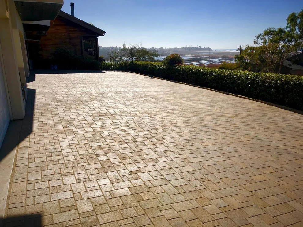 Entrances by Coyote Pavers & Stone - Photo 8