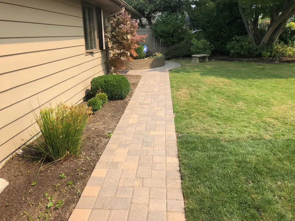 Pathways - Interlocking Stones by Custom Pavers & Design - Photo 11