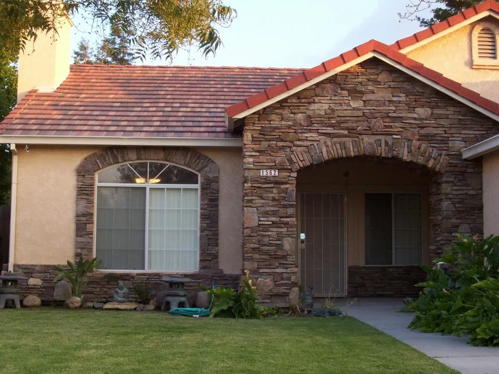 Stone Cladding by Brickhouse Masonry And Concrete Designs - Photo 4