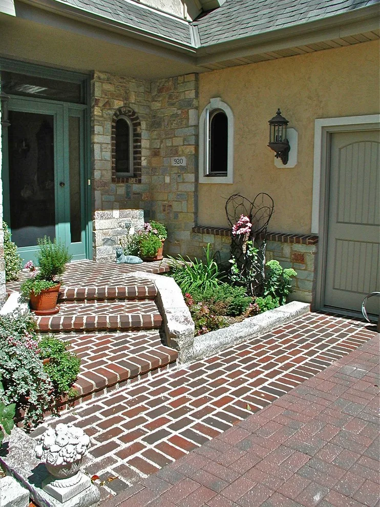 Outdoor Paving by Dale Anderson Masonry - Photo 5