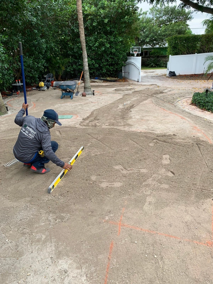 BACKYARD PUTTING GREEN by The Landscaping People, Inc. - Photo 14