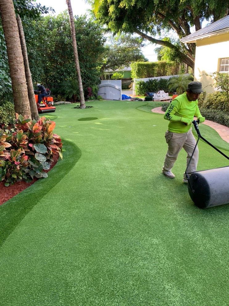 BACKYARD PUTTING GREEN by The Landscaping People, Inc. - Photo 12