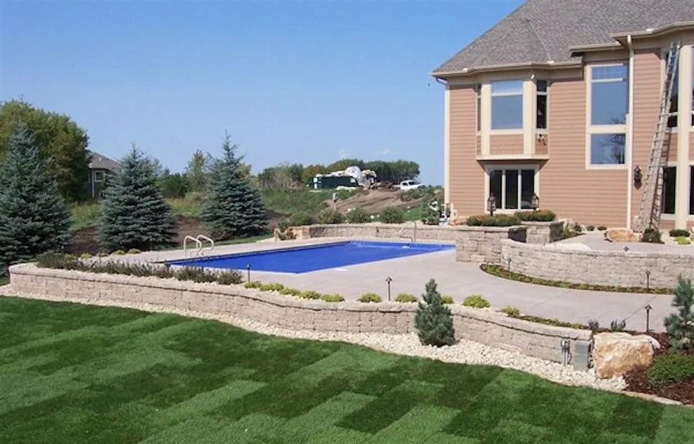 Custom Built Retaining Walls - Photo 5