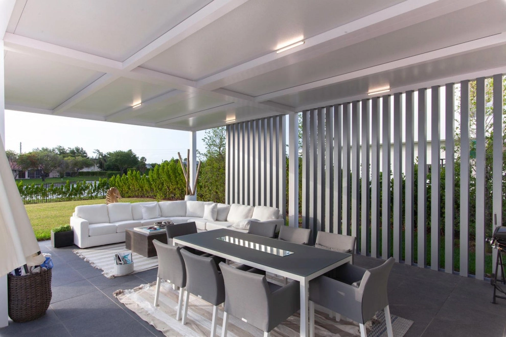 BOTANIKO RESIDENCE by The Landscaping People, Inc. - Photo 2