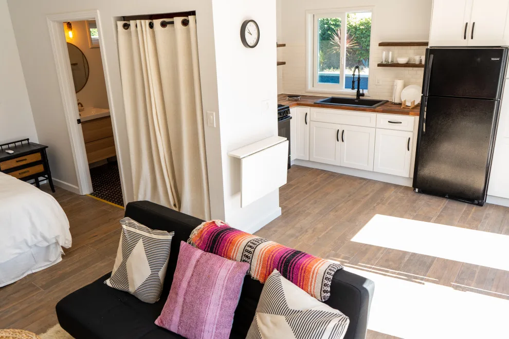 Los Angeles Garage Transformation by EHD Builders - Photo 4