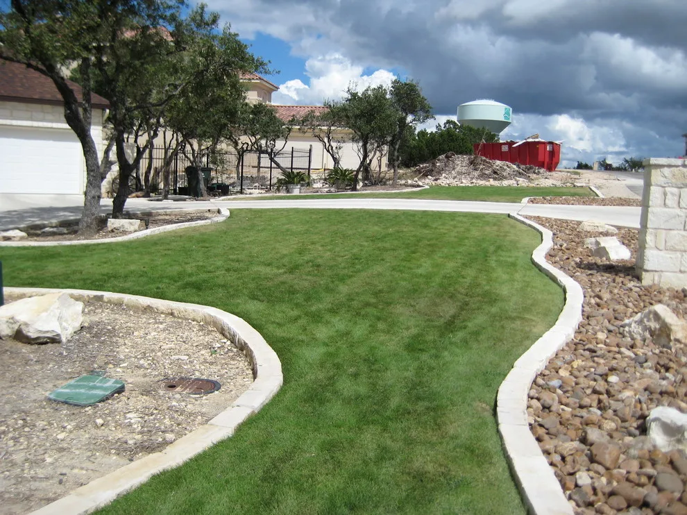 Gilmore - Limestone Edges for Front Yard by Marula Landscape & Design - Photo 2