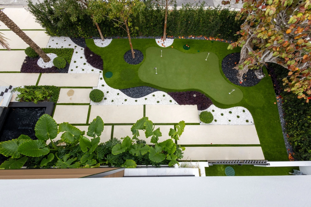 Miami Luxury outdoor Living by The Landscaping People, Inc. - Photo 3