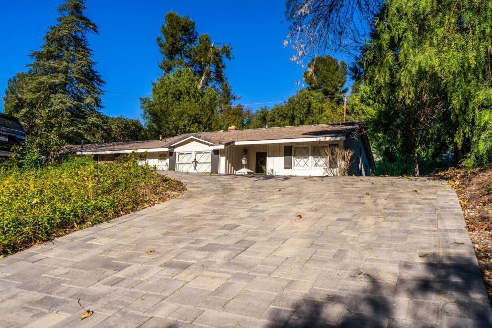 Hidden Hills Grand Paver Driveway Installation by EHD Builders - Photo 12