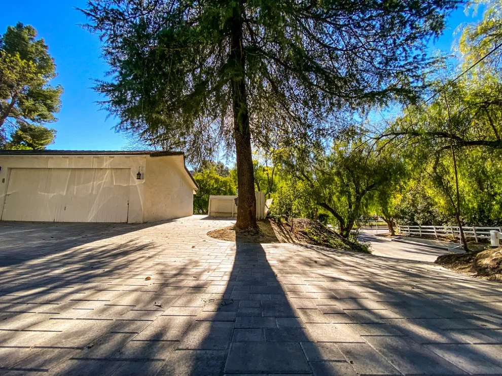 Hidden Hills Grand Paver Driveway Installation by EHD Builders - Photo 9
