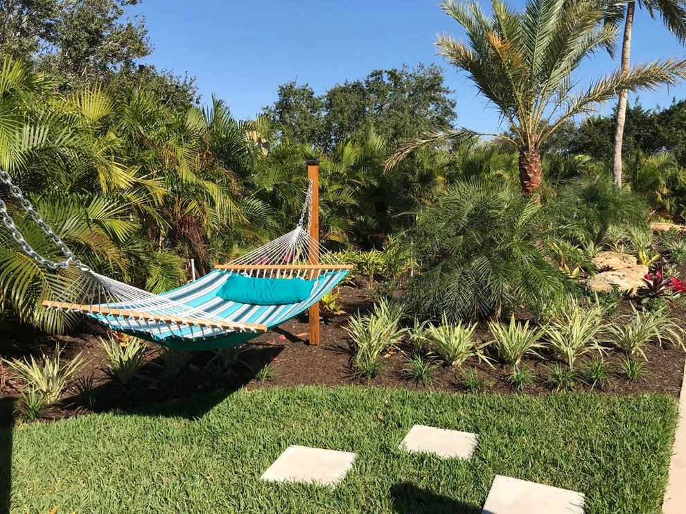 De Carlo Backyard by The Landscaping People, Inc. - Photo 4