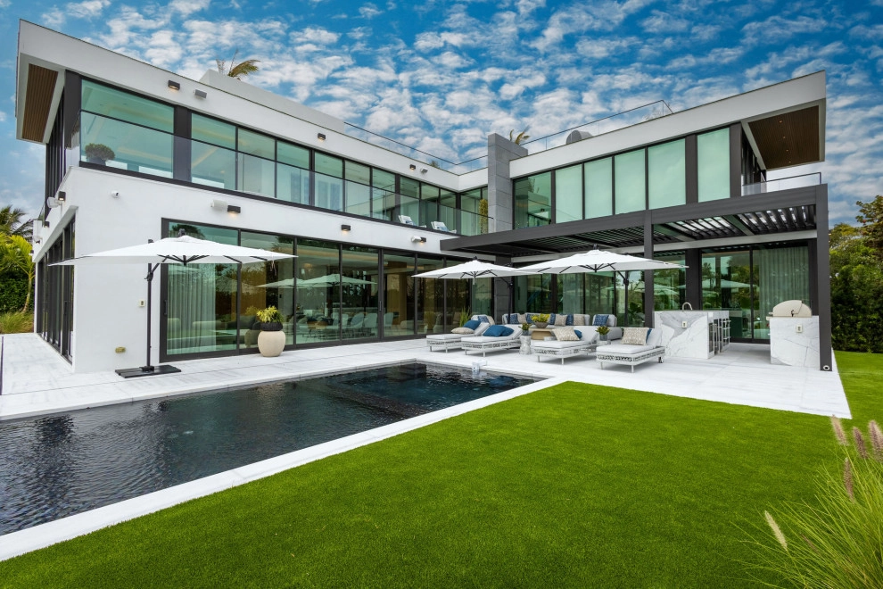 Miami Luxury outdoor Living by The Landscaping People, Inc. - Photo 7
