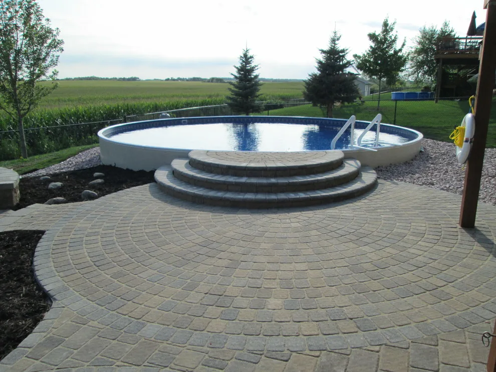 Devine Design Hardscapes - Photo 2