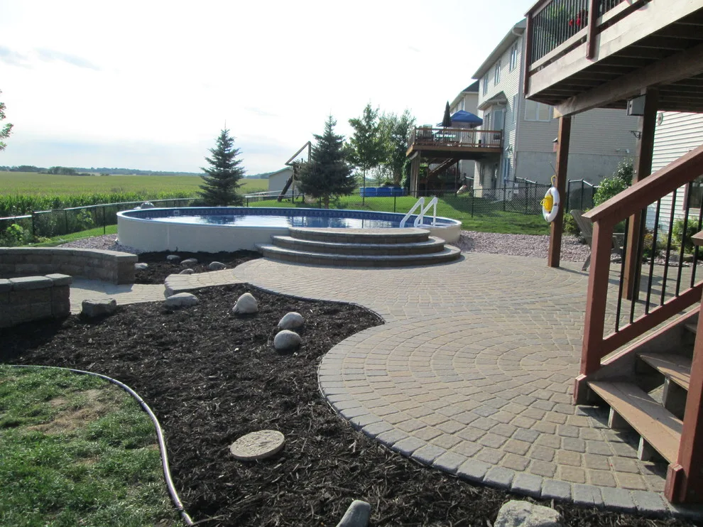 Devine Design Hardscapes - Photo 12