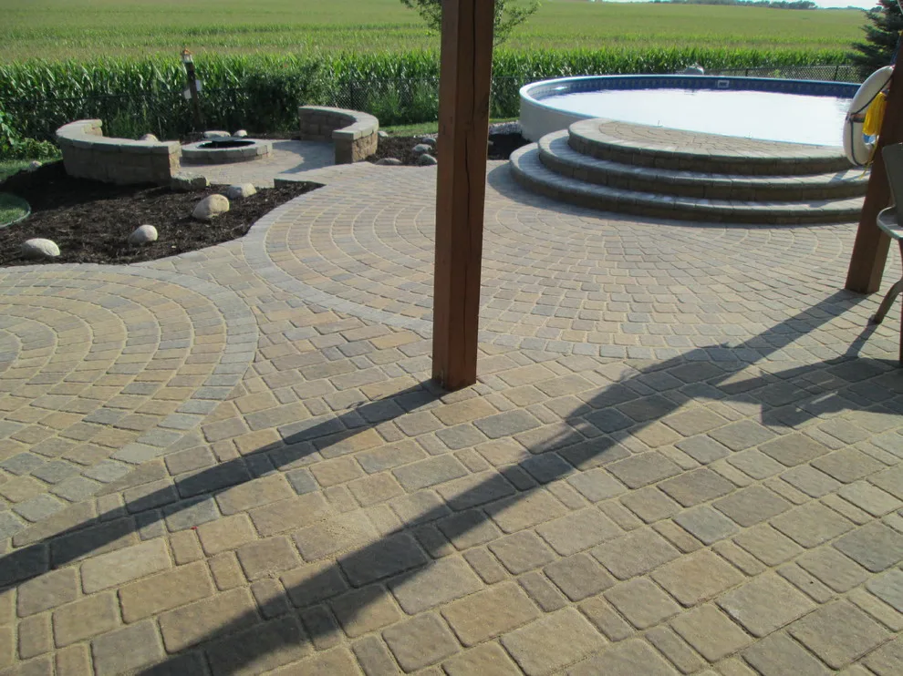 Blended Pool Deck by Devine Design Hardscapes - Photo 4