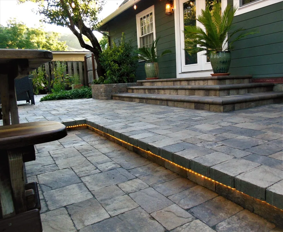 Atlas Pavers Company - Photo 2