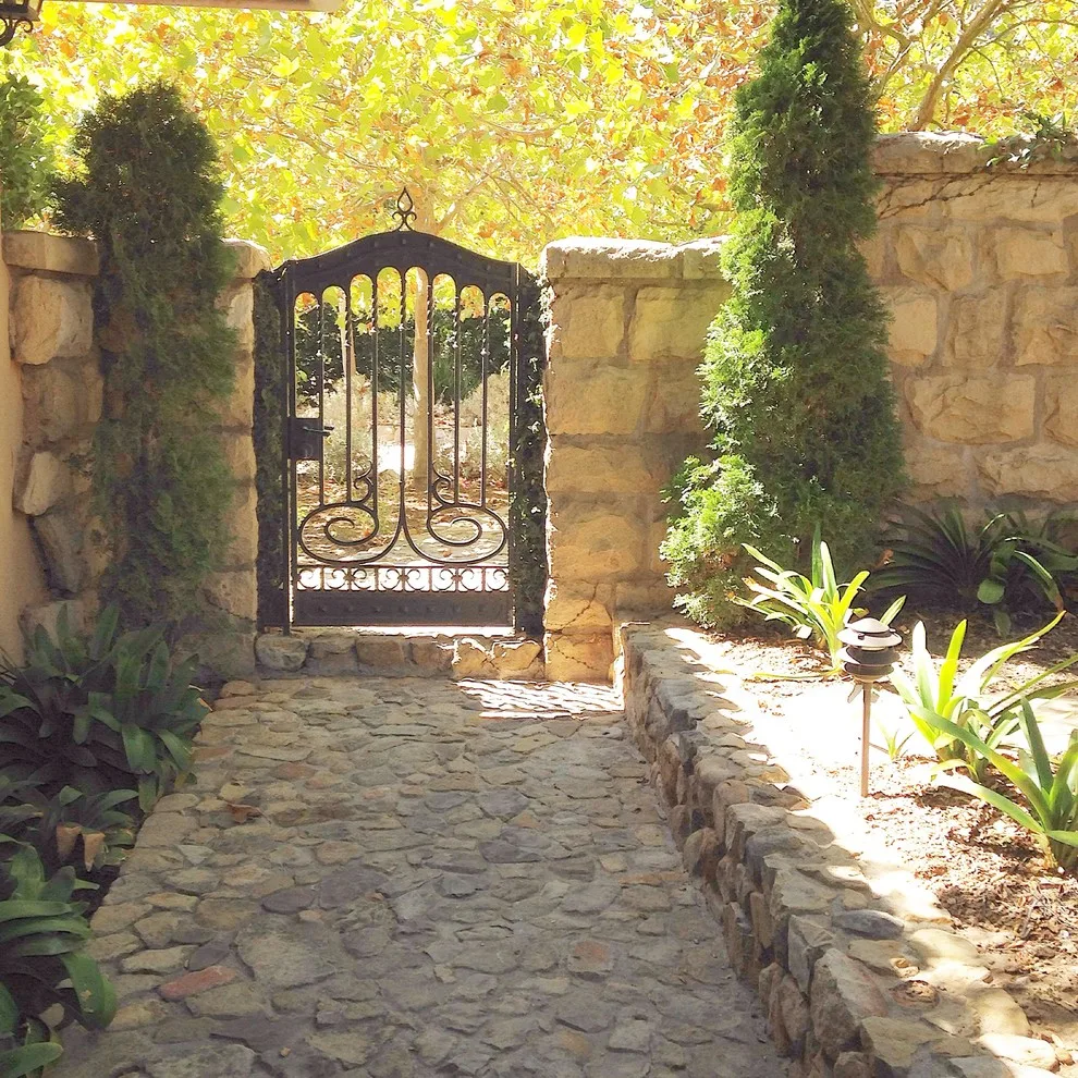 995 Lilac Drive Home by MGH Stone Masonry - Photo 15