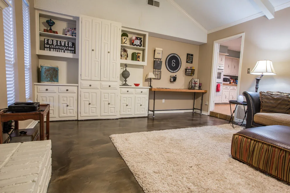 Living Room Metallic Epoxy Flooring by Versatile Coatings LLC - Photo 8