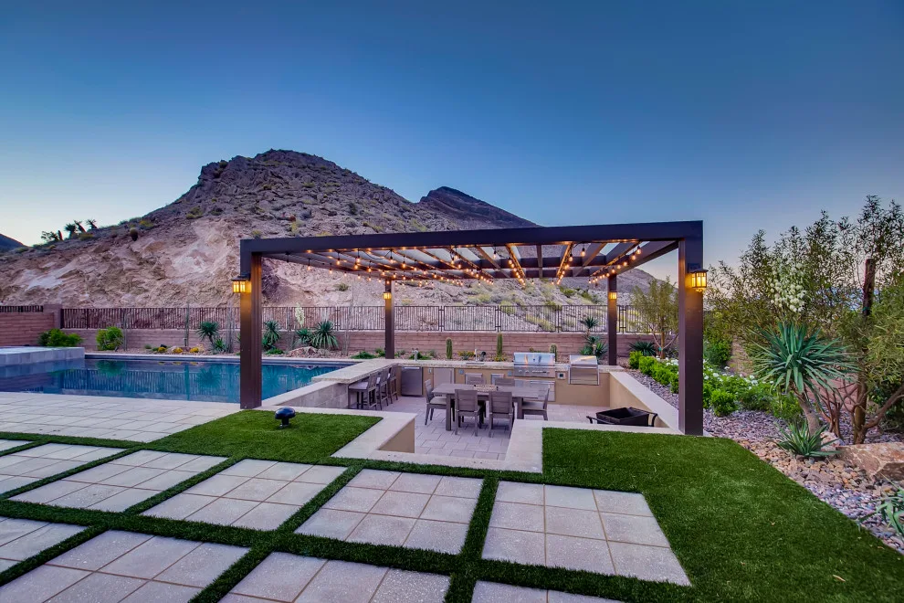 Custom Outdoor Living - Photo 12