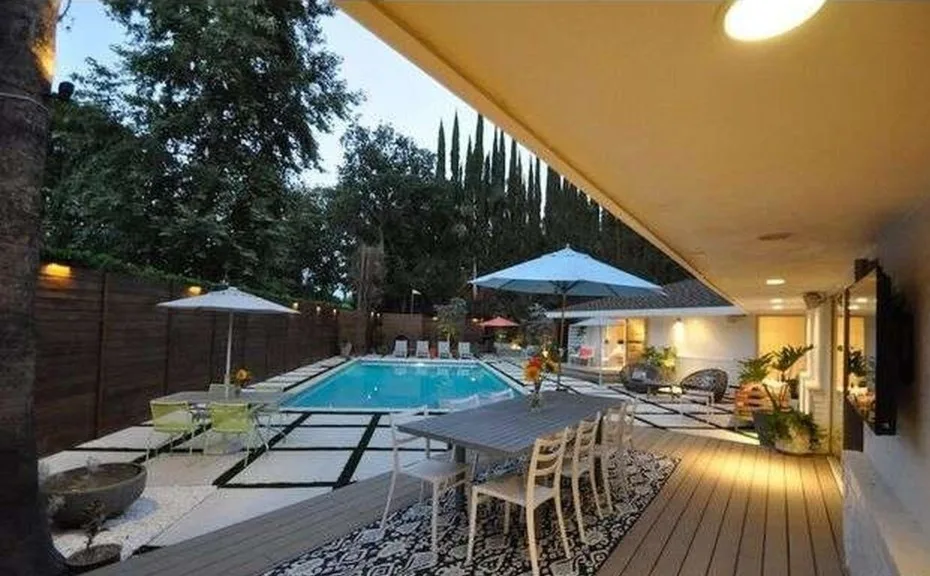 Encino Mid Century - Front and Rear Development by DiBara Masonry - Photo 6