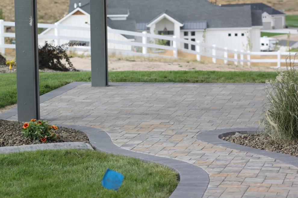 Middleton Project by Mountain Hardscape Systems - Photo 3