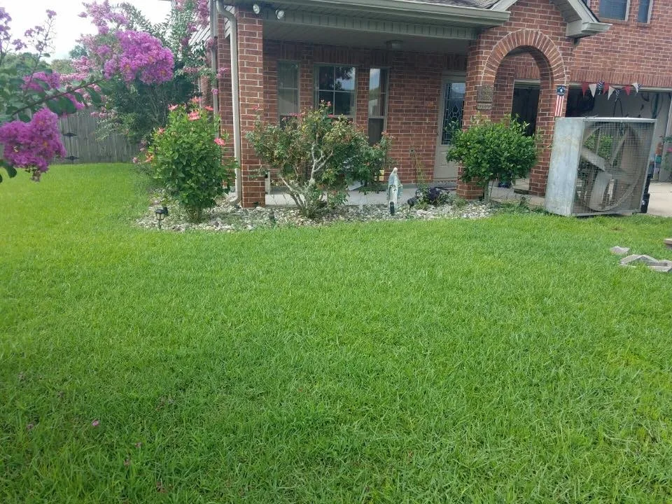 Personalized Backyard by Stepping On Stones - Photo 7