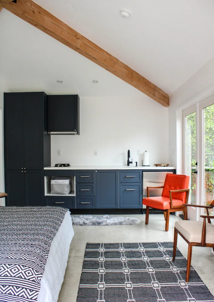 Contemporary Accessory Dwelling Unit in Los Angeles by EHD Builders - Photo 6