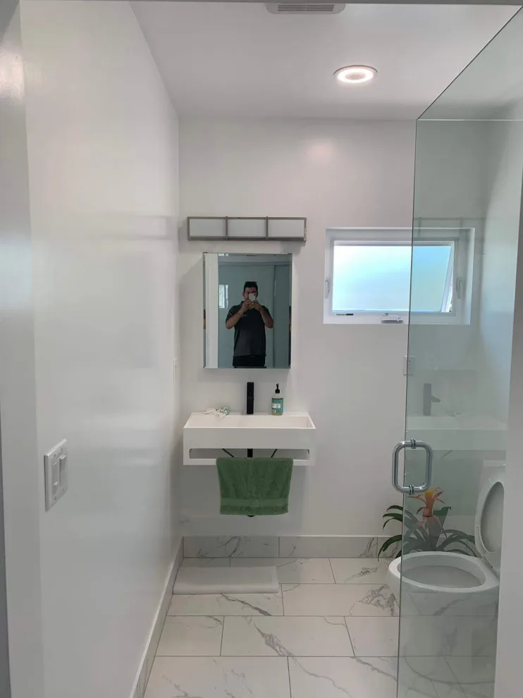Contemporary Accessory Dwelling Unit by EHD Builders - Photo 14