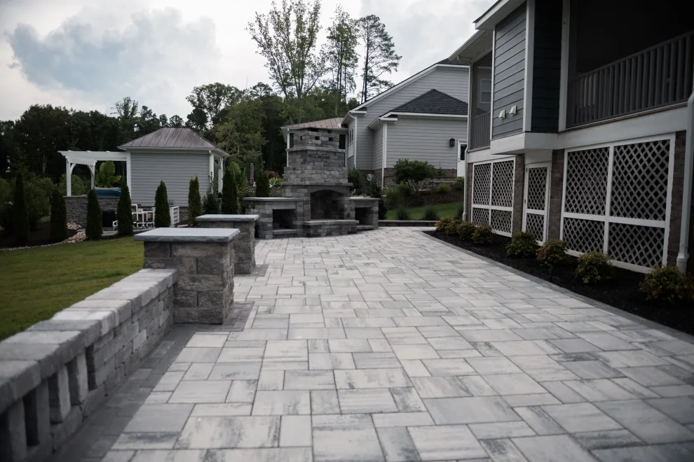 Moseley terrace by Glen Allen Grounds Management, LLC - Photo 3