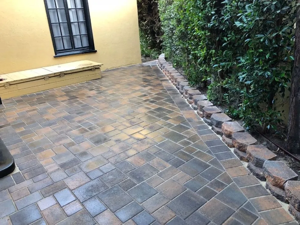 Outdoor Seating Space by EHD Builders - Photo 8