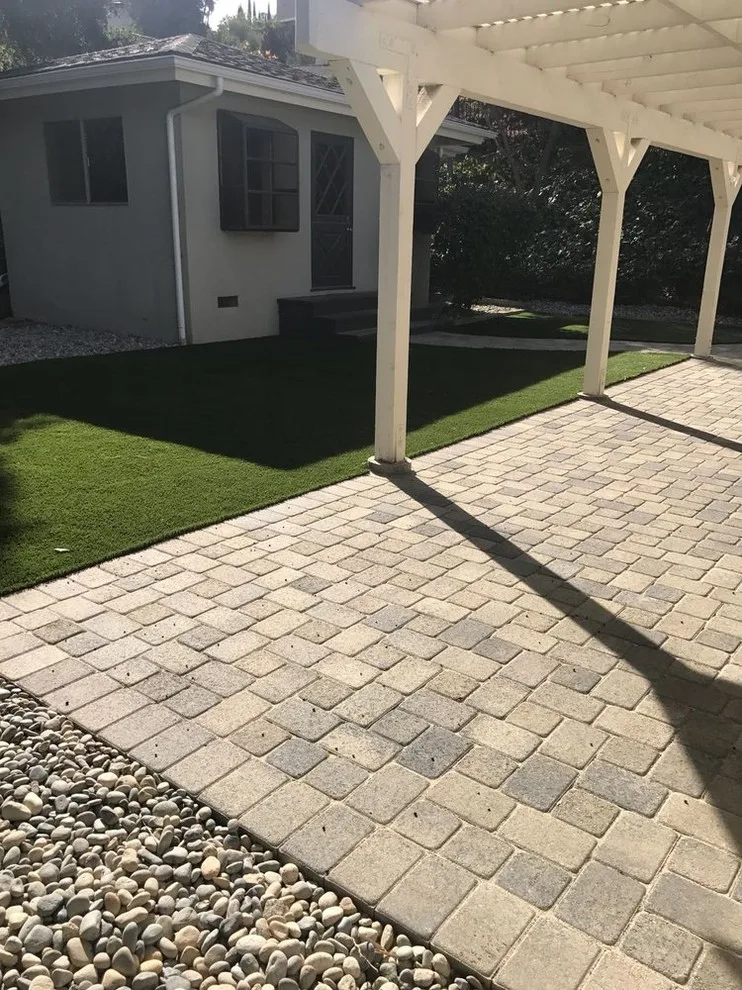 Outdoor Seating Space by EHD Builders - Photo 33