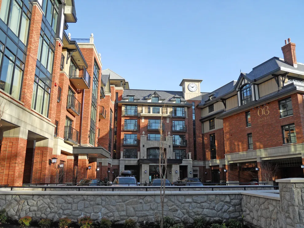 Oak Bay Coastal Resort by Brock White Construction Materials - Photo 3