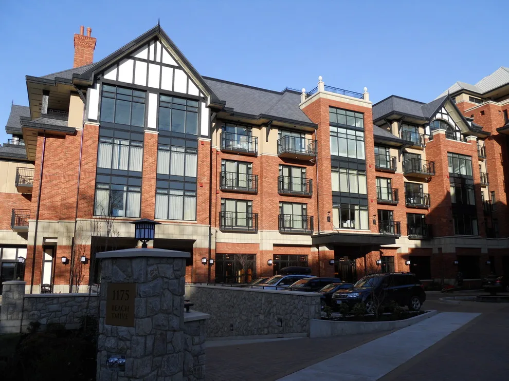 Oak Bay Coastal Resort by Brock White Construction Materials - Photo 5