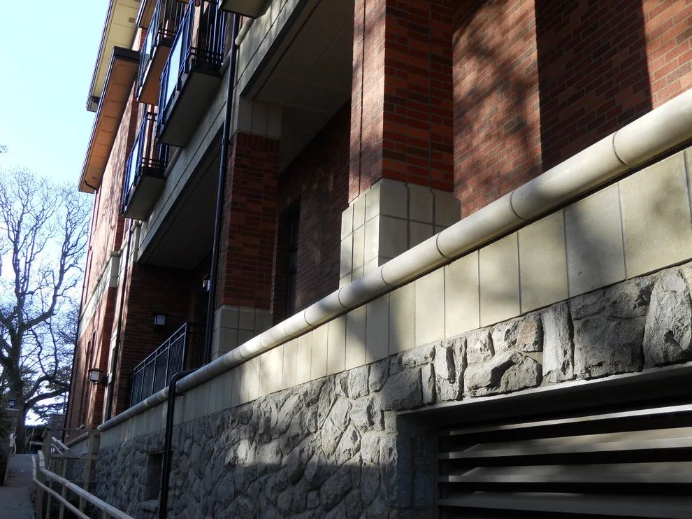Oak Bay Coastal Resort by Brock White Construction Materials - Photo 6