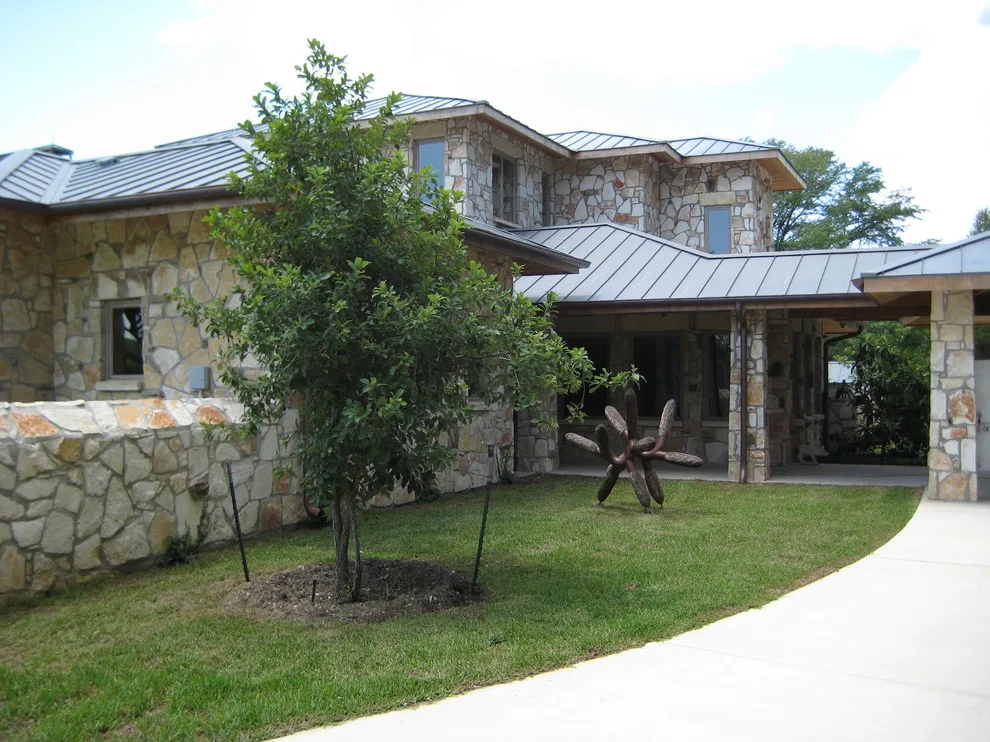 Lakeside View Open Backyard Design by Marula Landscape & Design - Photo 16