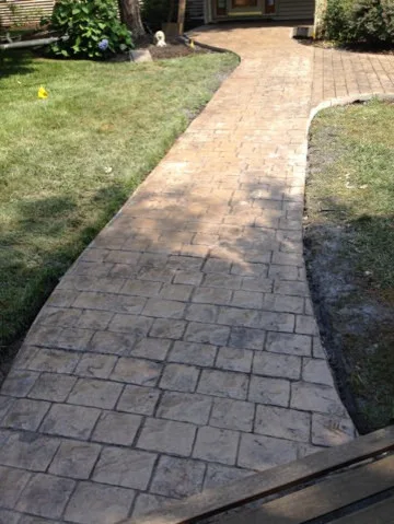 PEDESTRIAN PATH by De Nisco Bros Masonry - Photo 10