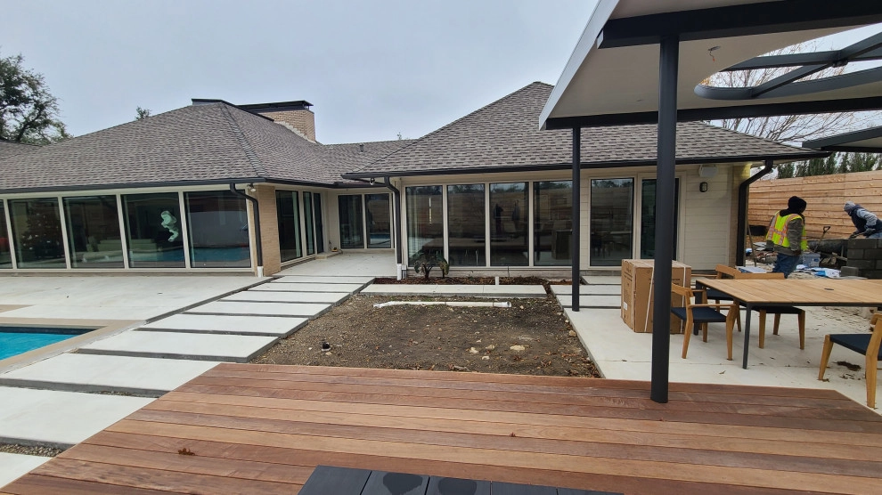 Swimming Pool Landscaping in Modern Preston Hollow by The Plant Concierge - Photo 7