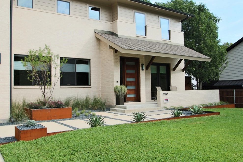 Lakewood Modern by The Plant Concierge - Photo 2